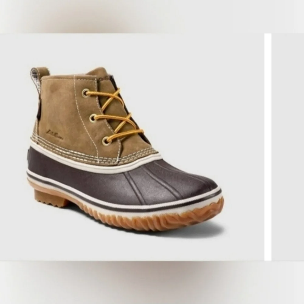 Eddie Bauer Women's Hunt Pac Mid Boots.